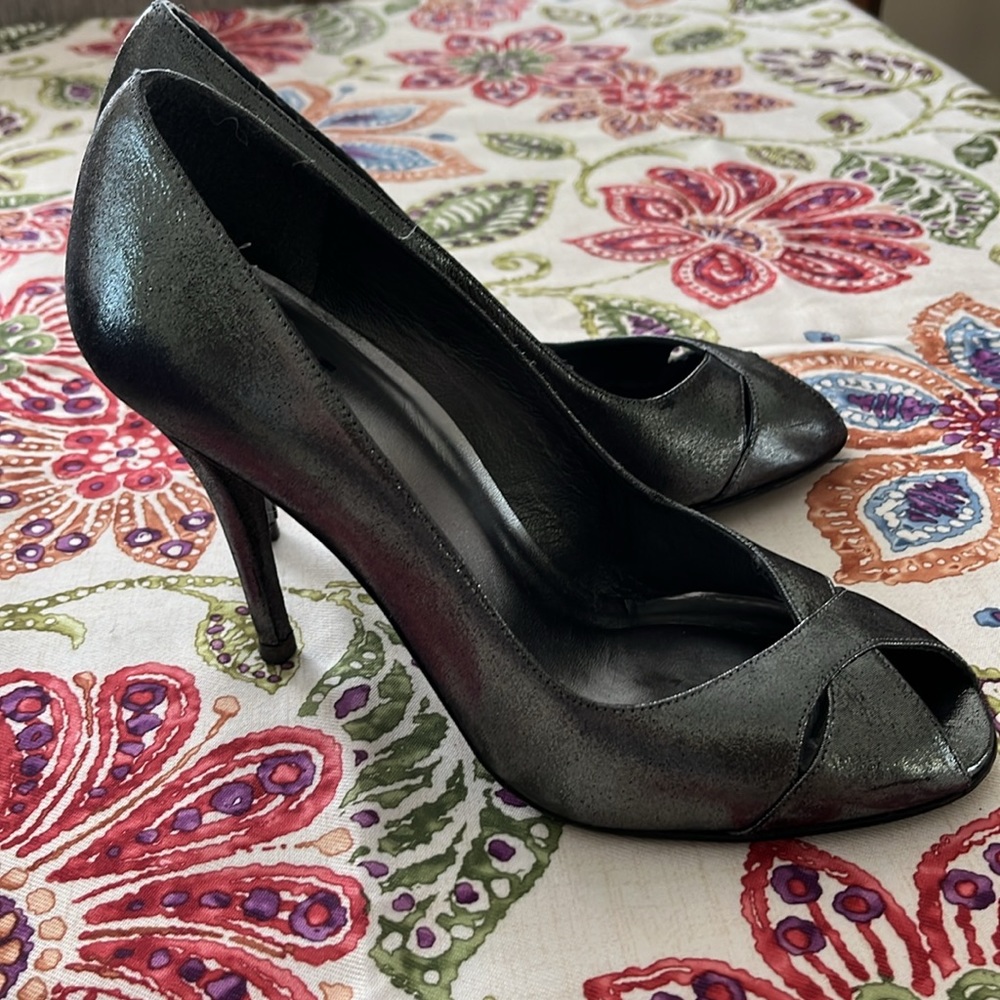 Stuart Weitzman Sashay In Pewter Size 9m - image 3